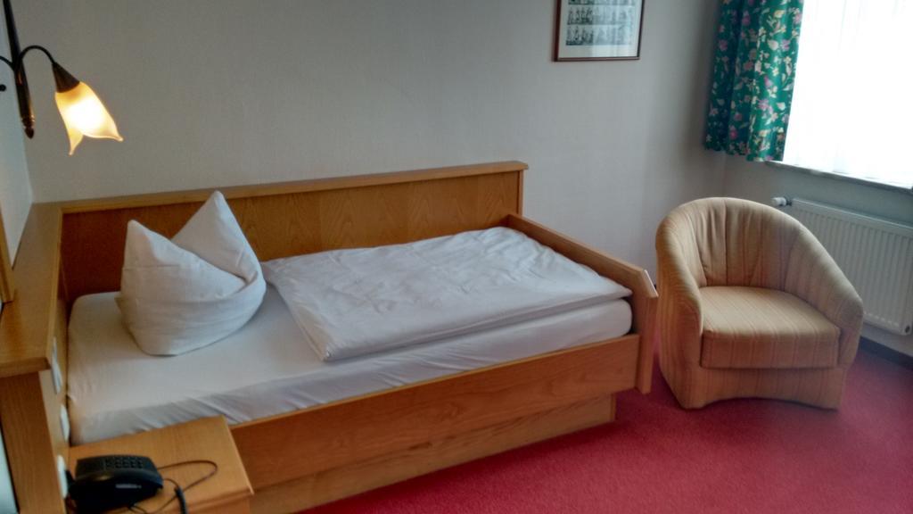Altstadt- Und Businesshotel Pfaubraeu - Brauereigasthof - Fruehstuecksbuffet - Kostenfreie Radgarage - Hunde Willkommen Trostberg an der Alz Exterior foto